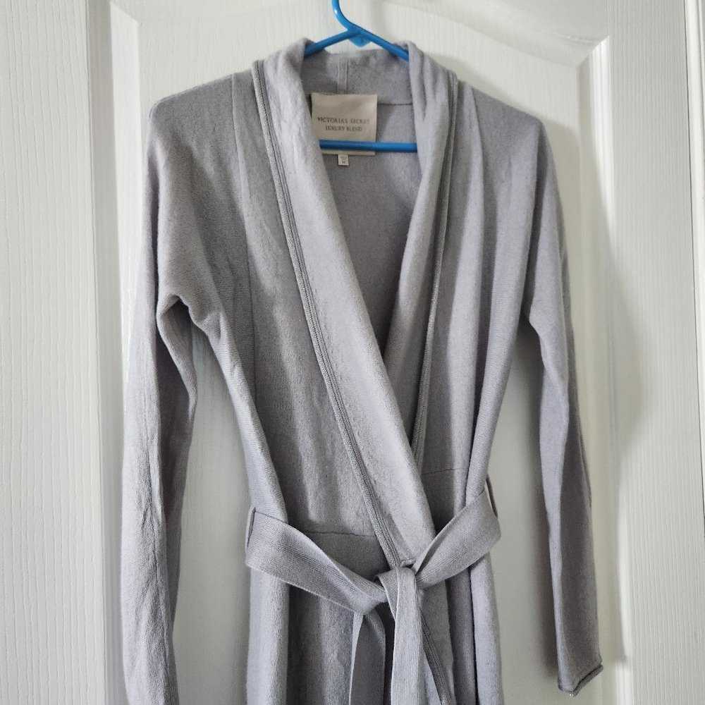 Victoria's Secret Luxury Blend Robe_ Cashmere And Sil… - Gem